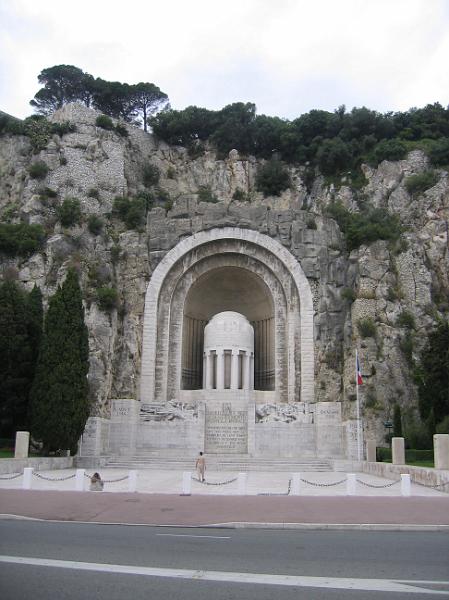 IMG_7877.JPG - Monument to the dead of Nice