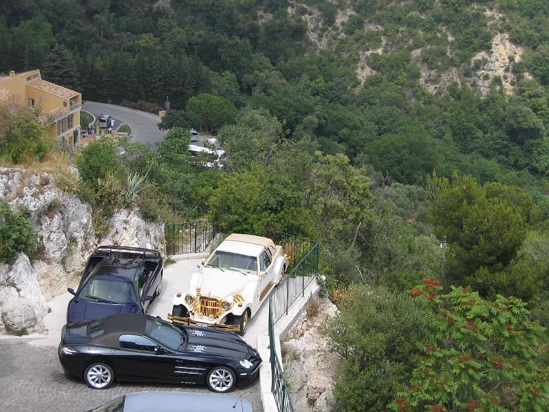 IMG_7904.JPG - Eze - Parking of the hotel Château Eza